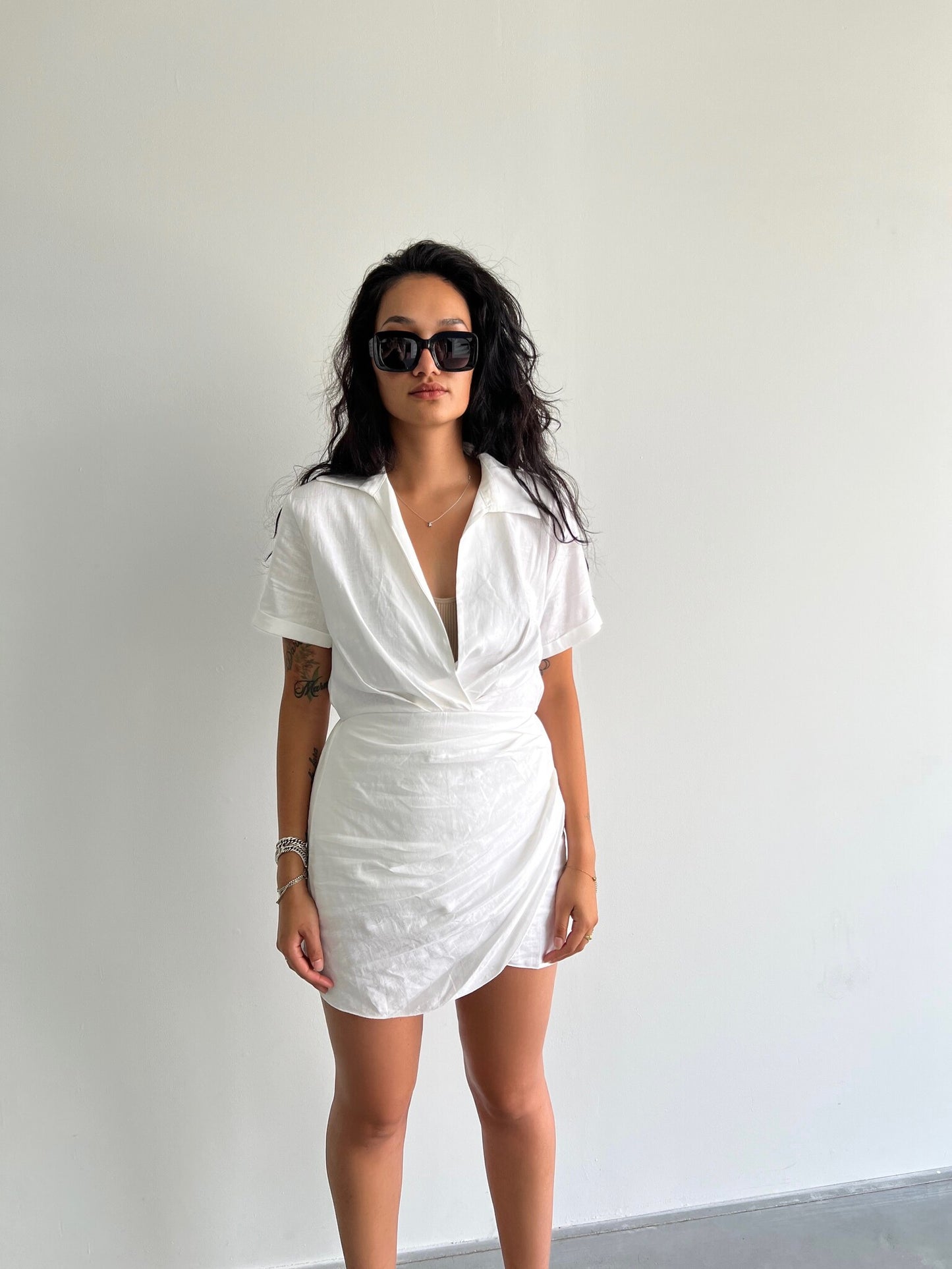 LIGHT SUMMER WHITE