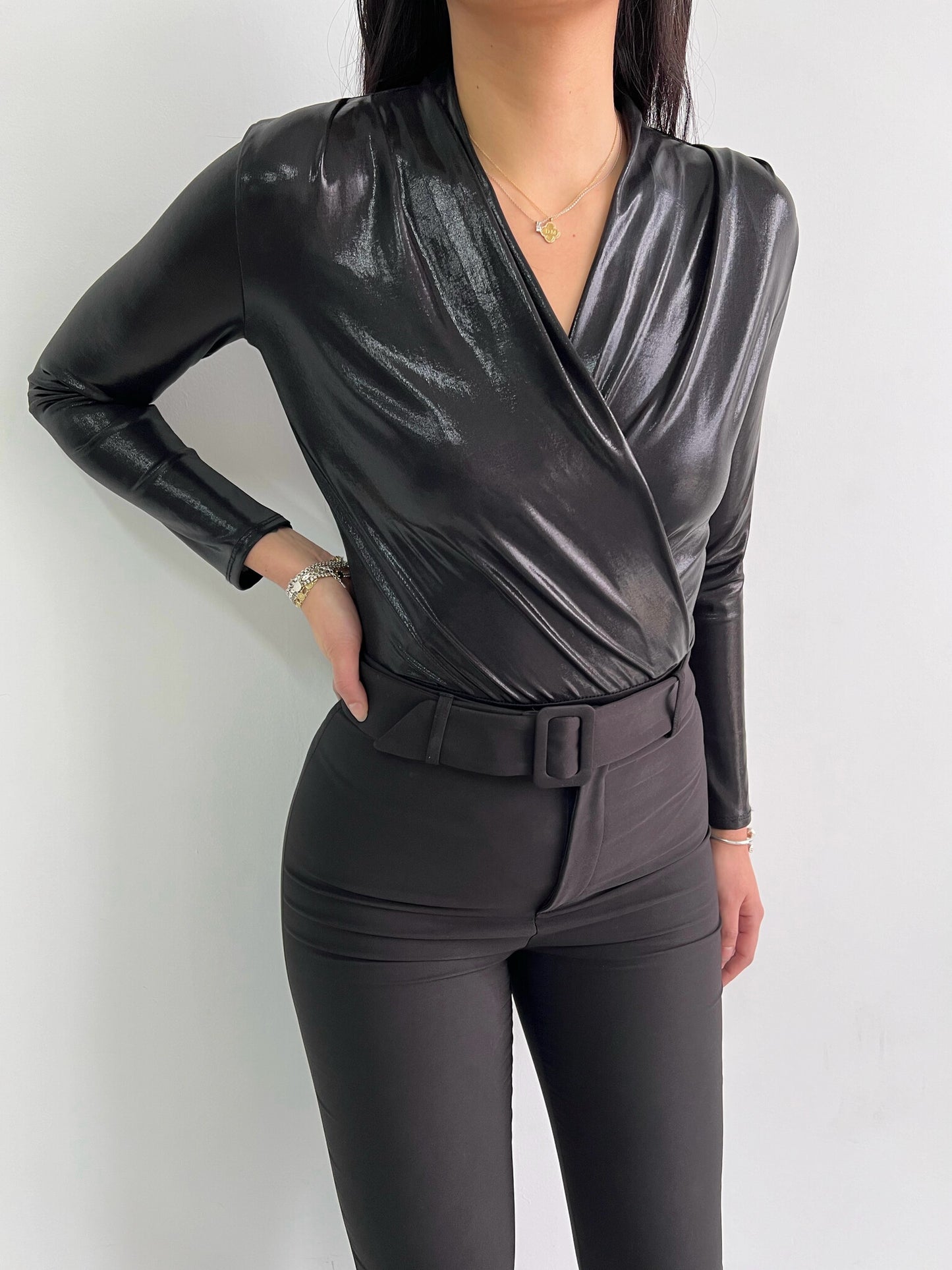 METALLIC WRAP BODY BLACK