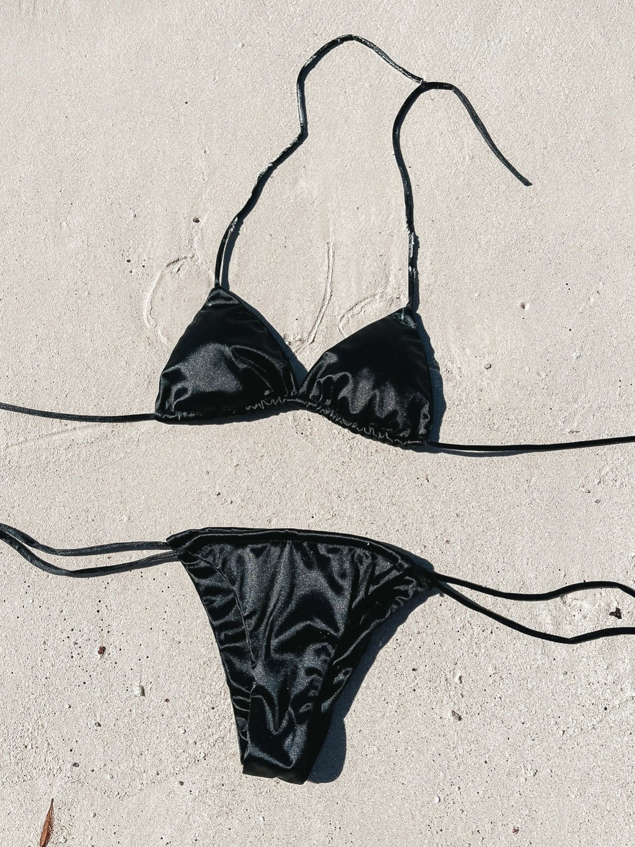 SILKY BIKINI BLACK