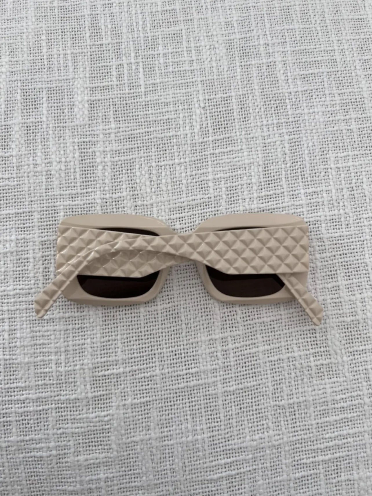 CHUNKY SUNGLASSES BEIGE