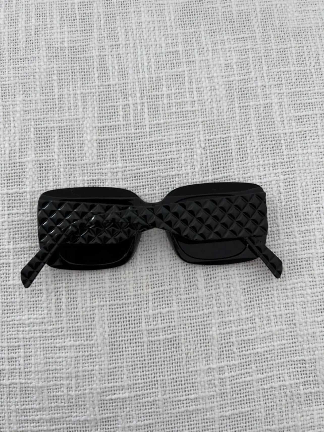 CHUNKY SUNGLASSES BLACK