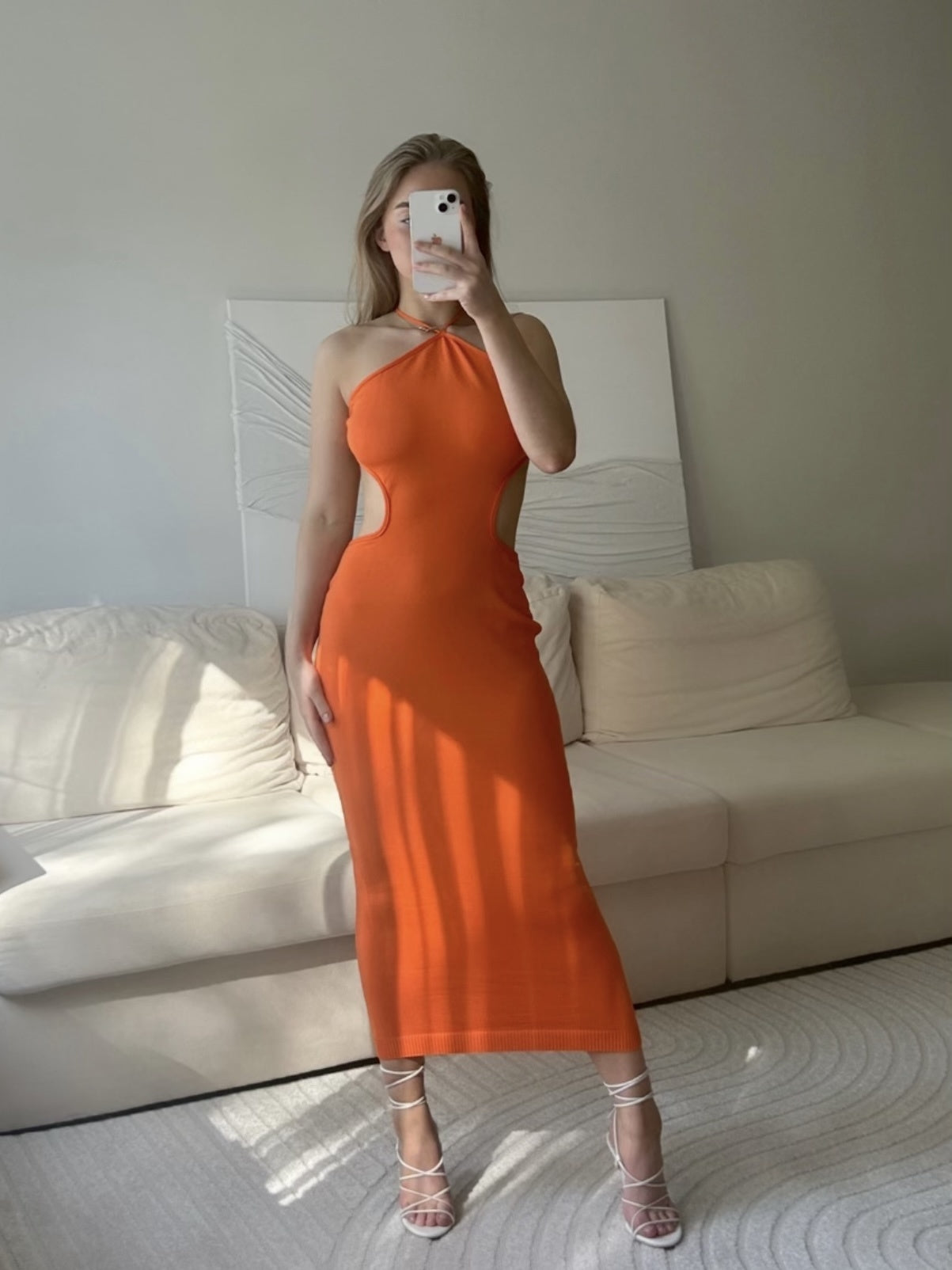 BACKLESS BEAUTY ORANGE