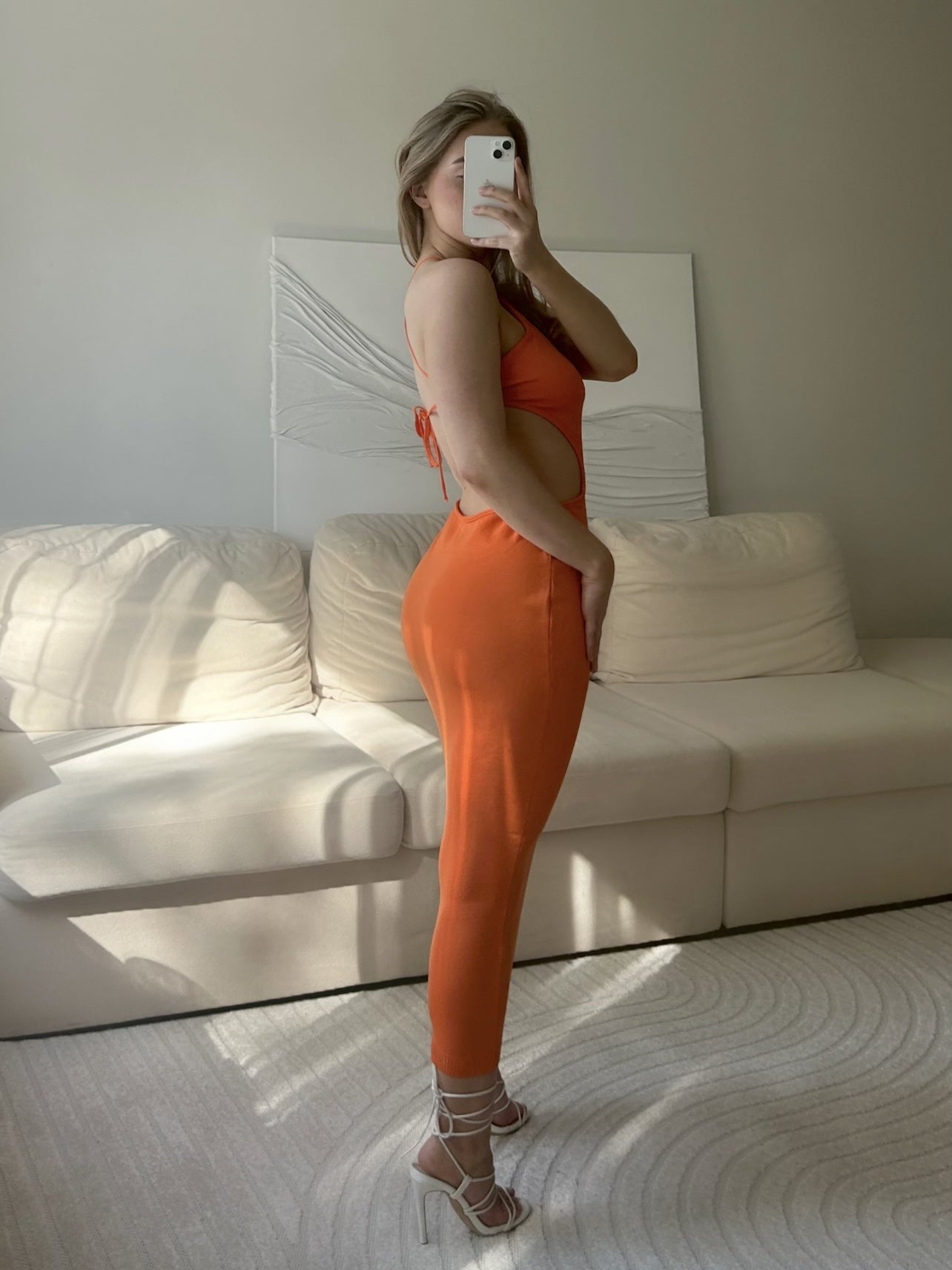 BACKLESS BEAUTY ORANGE