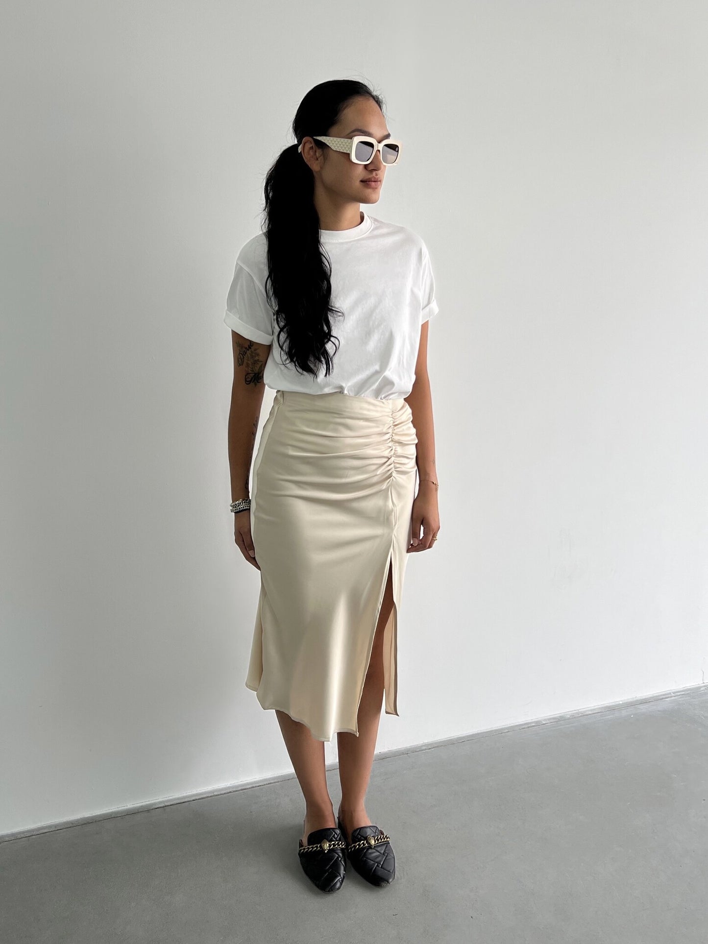 SILKY SKIRT BEIGE